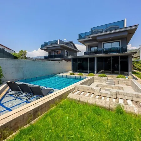 Βίλα Pirlanta Villas